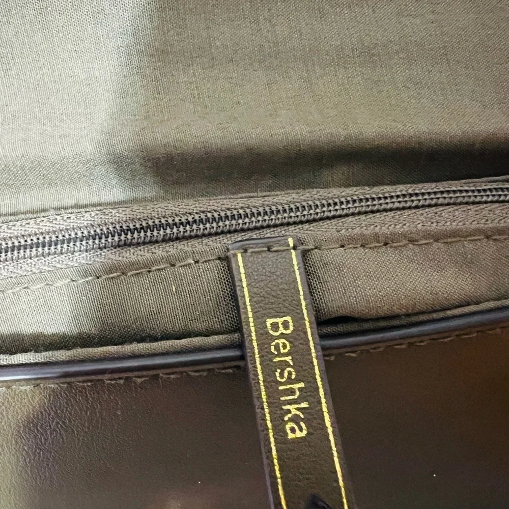 Vintage Bershka Shoulder Bag – Olive Green with Leopard Print Accent